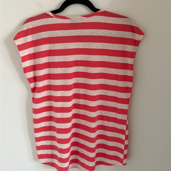DKNY Coral and White Striped Blouse V-neck Sleeveless Size L - Picture 2 of 4
